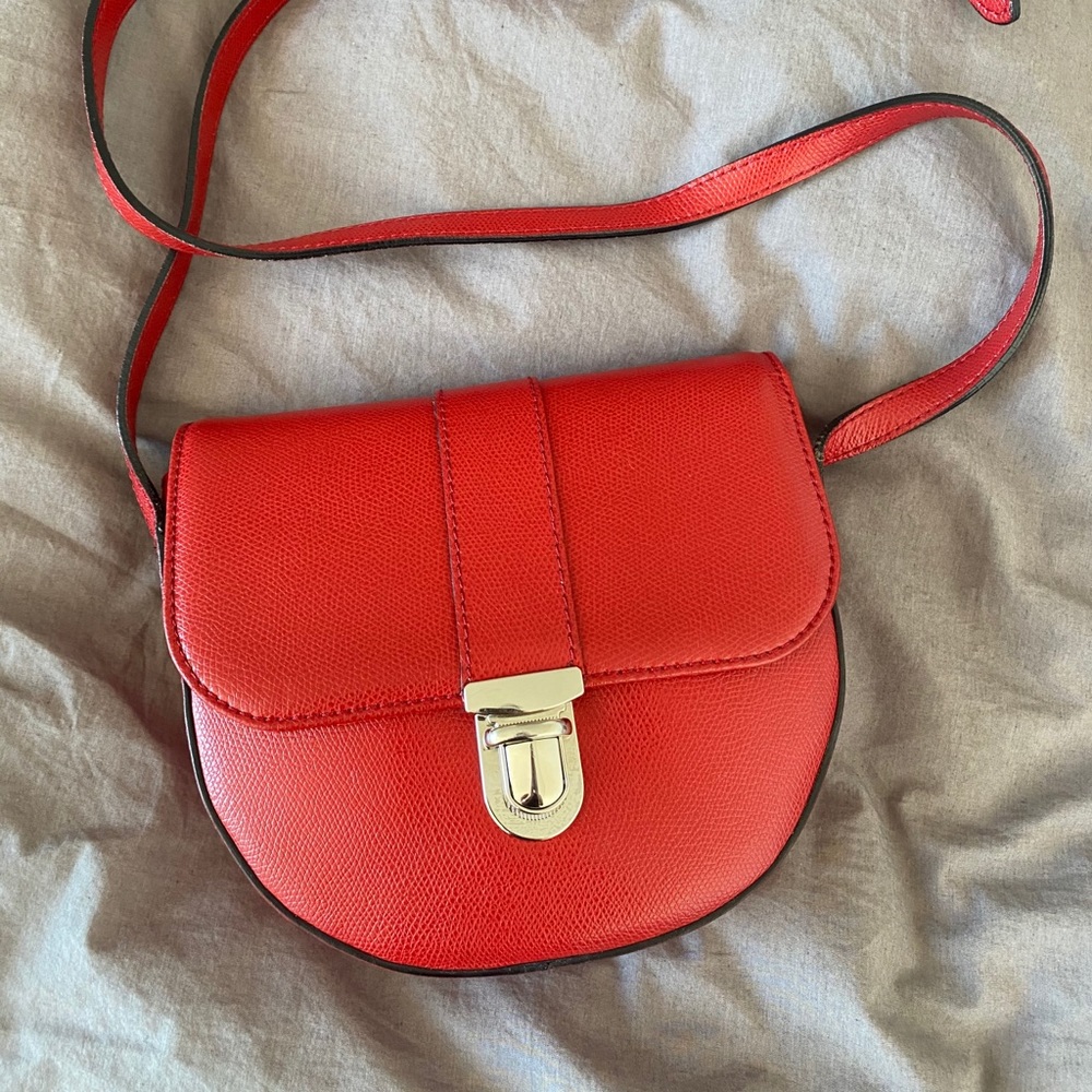 Pop of Color! Red Leather Crossbody.